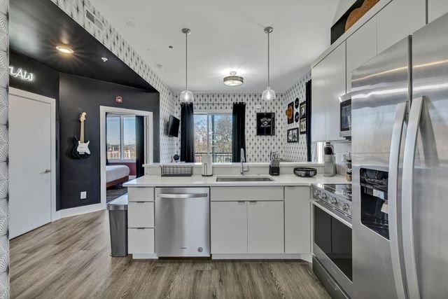 2519 Clifton Ave Apt 303, Nashville, TN 37209