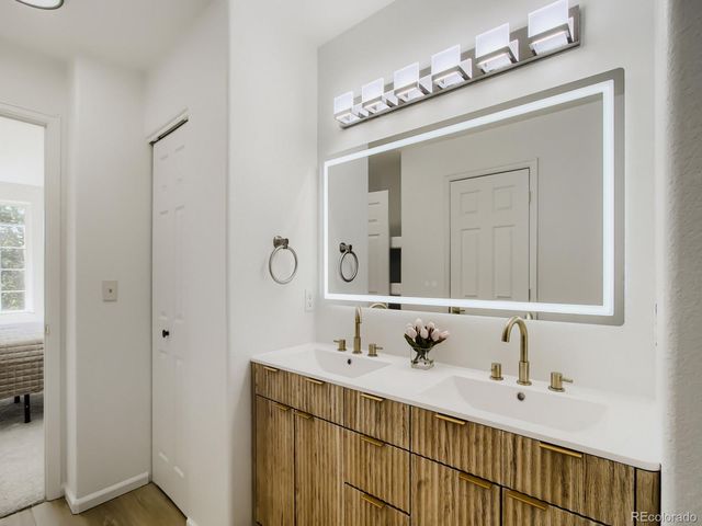 9468 E Florida Avenue 2044, Denver, CO 80247