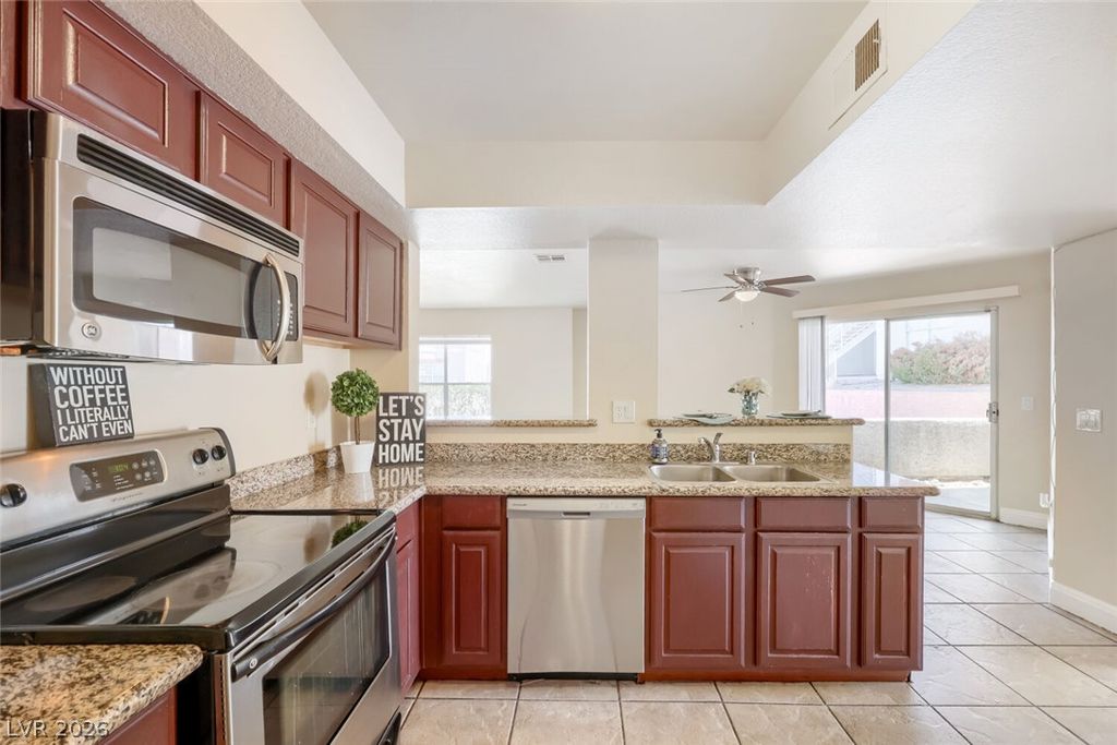 6800 East Lake Mead Boulevard 1109, Las Vegas, NV 89156 — exterior