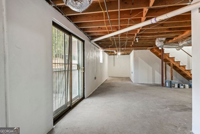 3215 Hobart Drive NW, Atlanta, GA 30318