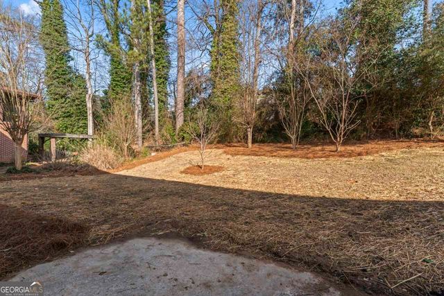 3215 Hobart Drive NW, Atlanta, GA 30318