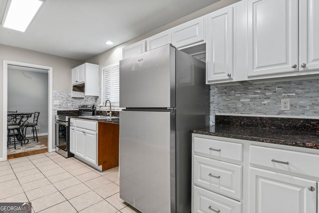 3215 Hobart Drive NW, Atlanta, GA 30318