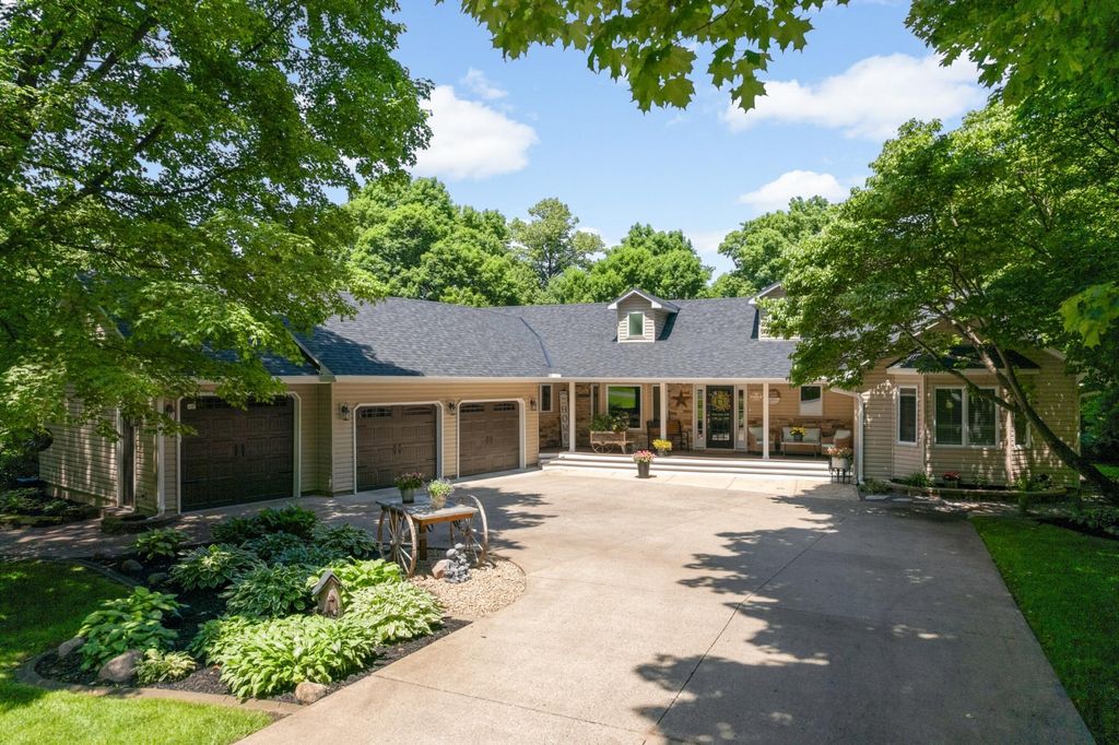 14310 River Crest Drive, Rogers, MN 55374
