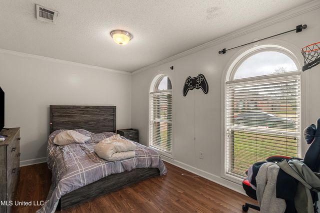 8 Findlay Street, Hattiesburg, MS 39402