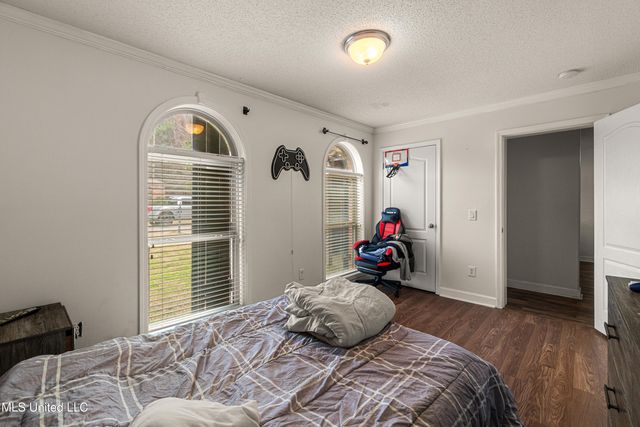 8 Findlay Street, Hattiesburg, MS 39402