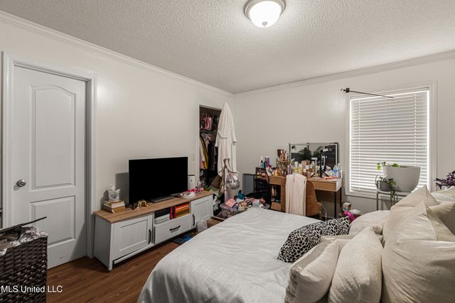 8 Findlay Street, Hattiesburg, MS 39402