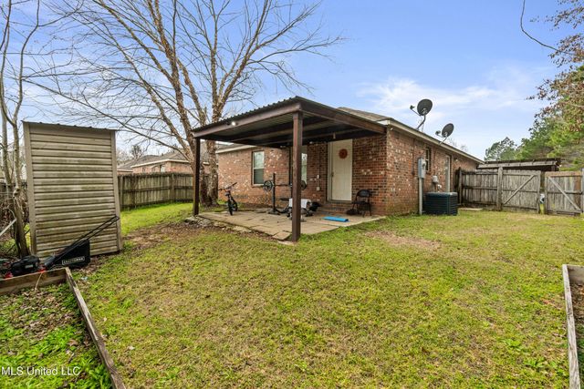 8 Findlay Street, Hattiesburg, MS 39402