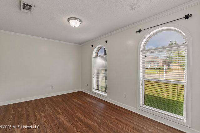 8 Findlay Street, Hattiesburg, MS 39402