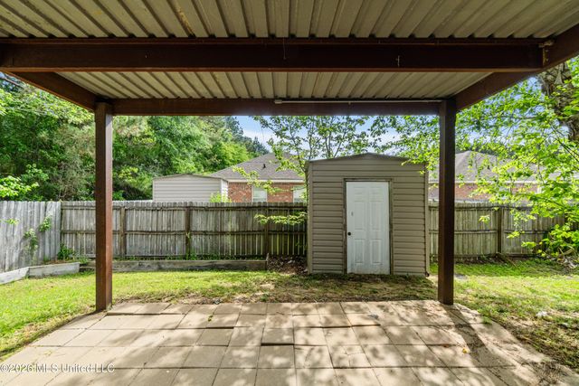 8 Findlay Street, Hattiesburg, MS 39402