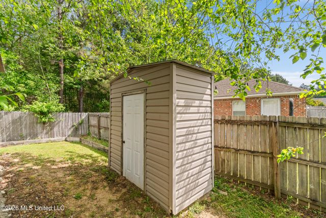 8 Findlay Street, Hattiesburg, MS 39402