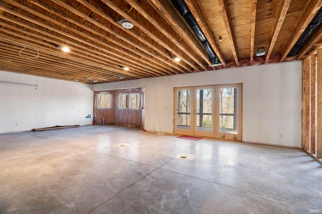 7880 N Thames Drive, Bloomington, IN 47408