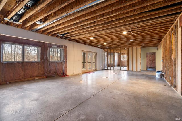 7880 N Thames Drive, Bloomington, IN 47408