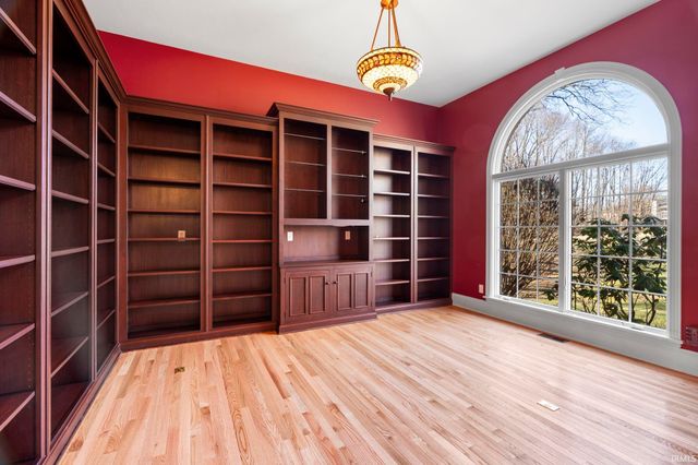 7880 N Thames Drive, Bloomington, IN 47408