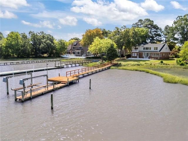 1308 Baecher LN, Norfolk, VA 23509