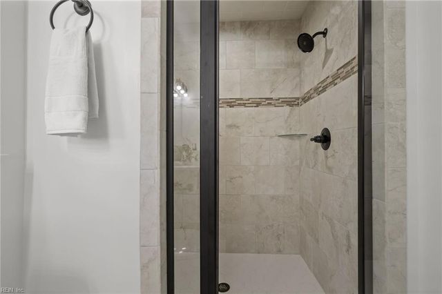 1308 Baecher LN, Norfolk, VA 23509