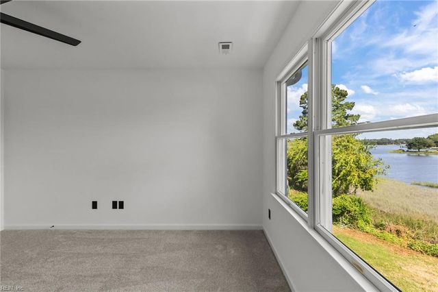 1308 Baecher LN, Norfolk, VA 23509