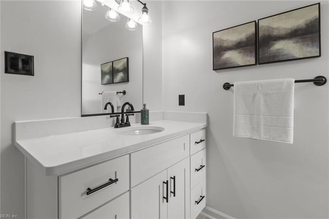 1308 Baecher LN, Norfolk, VA 23509