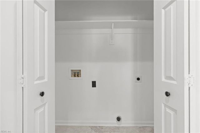 1308 Baecher LN, Norfolk, VA 23509