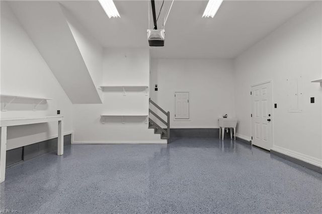 1308 Baecher LN, Norfolk, VA 23509