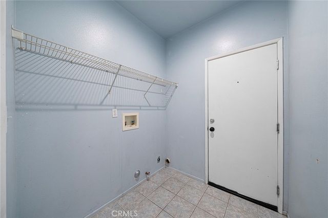 1219 W Holguin Street, Lancaster, CA 93534