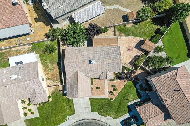 1219 W Holguin Street, Lancaster, CA 93534
