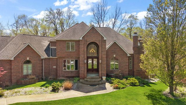 2 Timber Ridge Court, Valparaiso, IN 46385
