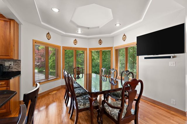 2 Timber Ridge Court, Valparaiso, IN 46385