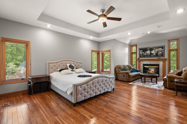2 Timber Ridge Court, Valparaiso, IN 46385
