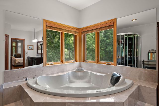 2 Timber Ridge Court, Valparaiso, IN 46385