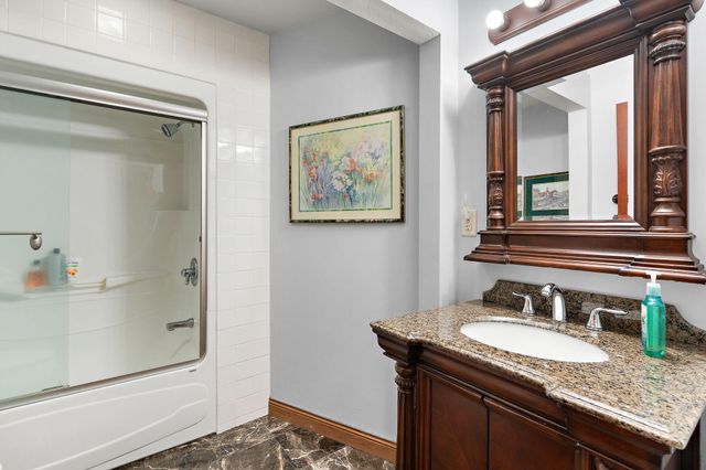 2 Timber Ridge Court, Valparaiso, IN 46385