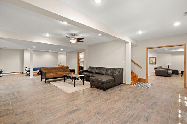 2 Timber Ridge Court, Valparaiso, IN 46385