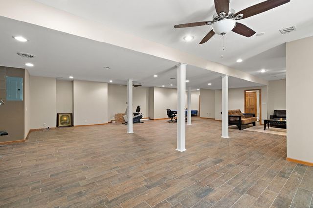 2 Timber Ridge Court, Valparaiso, IN 46385