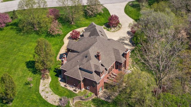 2 Timber Ridge Court, Valparaiso, IN 46385
