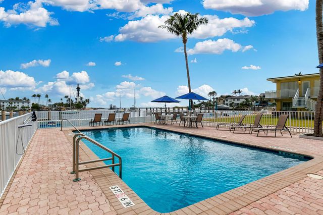2508 Bay Drive 114, Pompano Beach, FL 33062