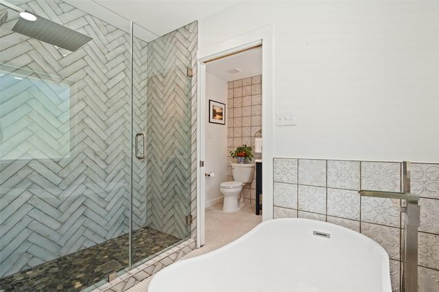 400 Oak Crest LN, Georgetown, TX 78628