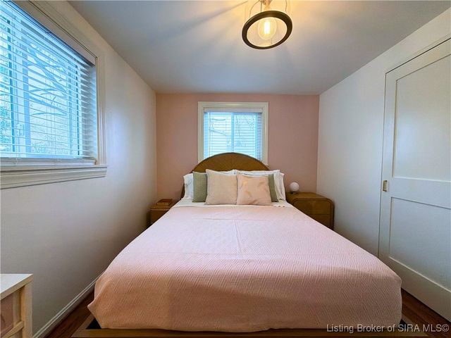 113 E Maple Court, Clarksville, IN 47129