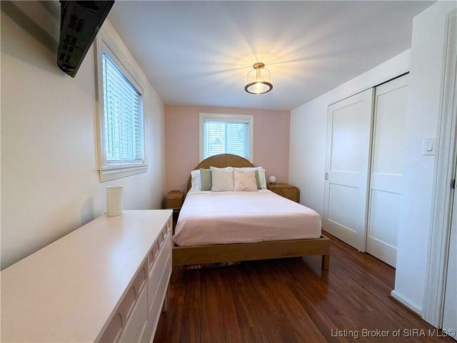 113 E Maple Court, Clarksville, IN 47129