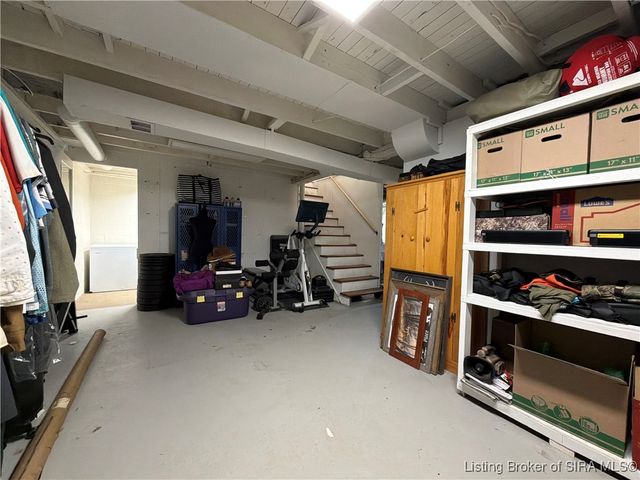 113 E Maple Court, Clarksville, IN 47129