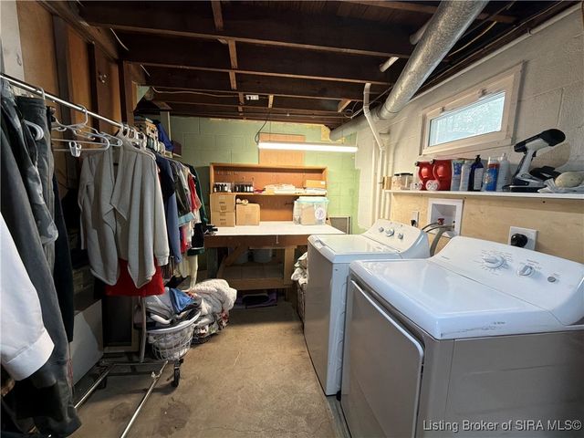 113 E Maple Court, Clarksville, IN 47129