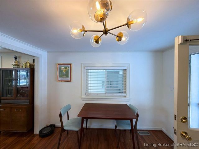 113 E Maple Court, Clarksville, IN 47129