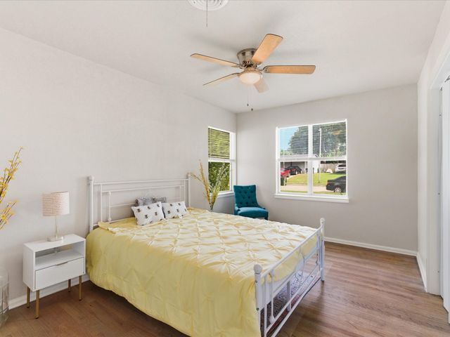 2125 Huntington Drive, Arlington, TX 76010