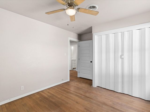 2125 Huntington Drive, Arlington, TX 76010