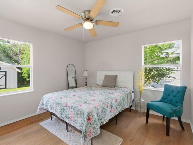 2125 Huntington Drive, Arlington, TX 76010