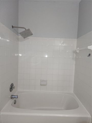 4323 BAYSIDE VILLAGE DRIVE 329, Tampa, FL 33615