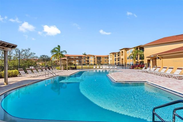 4323 BAYSIDE VILLAGE DRIVE 329, Tampa, FL 33615