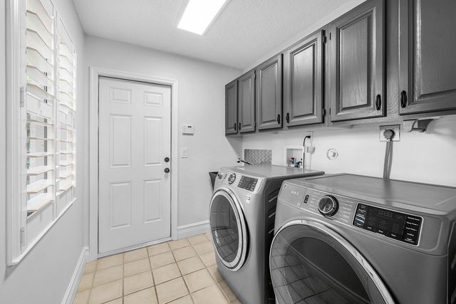 1506 Wiltshire Village Drive, Wellington, FL 33414