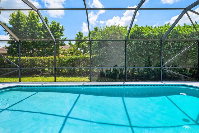 1506 Wiltshire Village Drive, Wellington, FL 33414