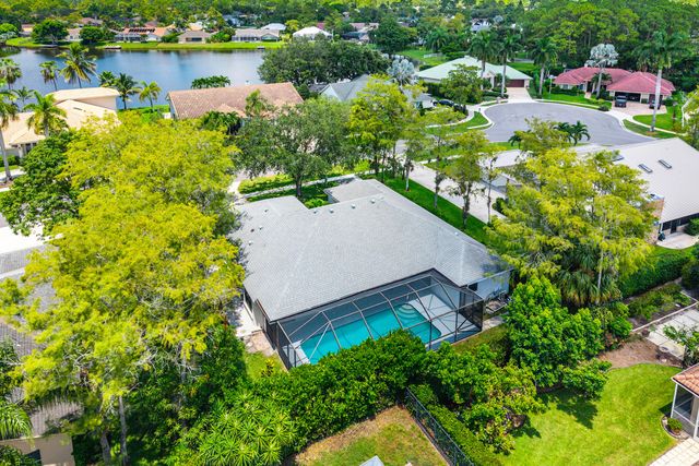 1506 Wiltshire Village Drive, Wellington, FL 33414