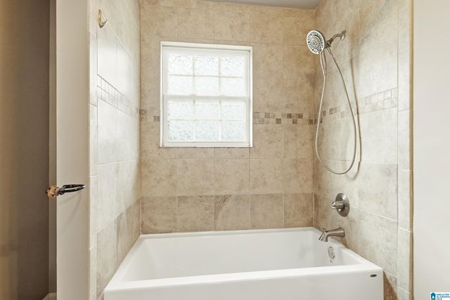 5785 EASTERN VALLEY ROAD, Mccalla, AL 35111