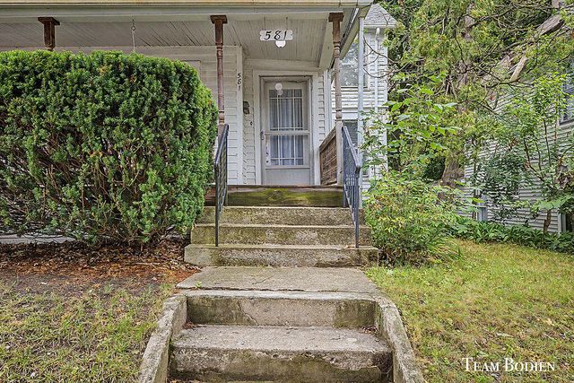 581 Harlan Avenue Ne, City Of Grand Rapids, MI 49503